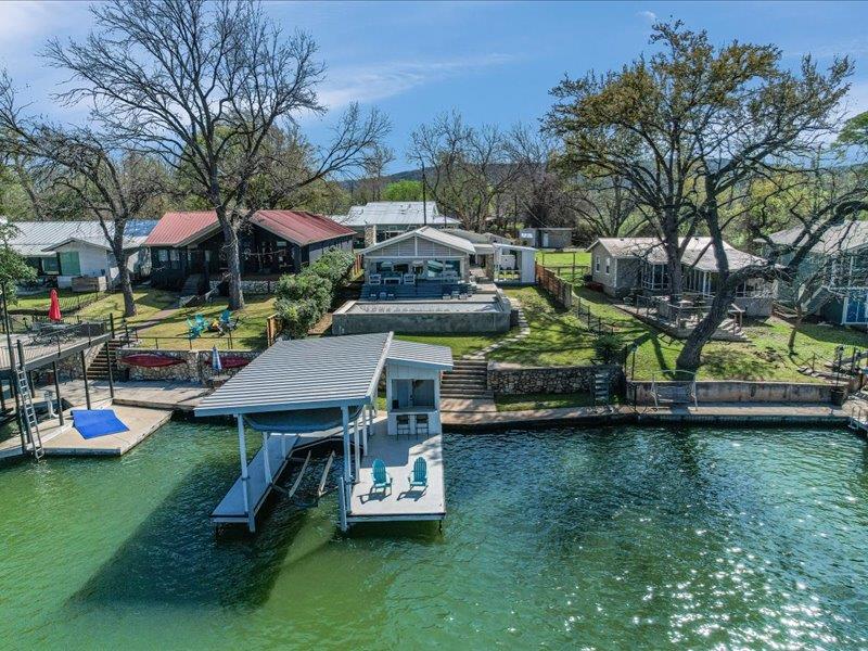 1304 S Lakeside Dr, Burnet, TX 78611