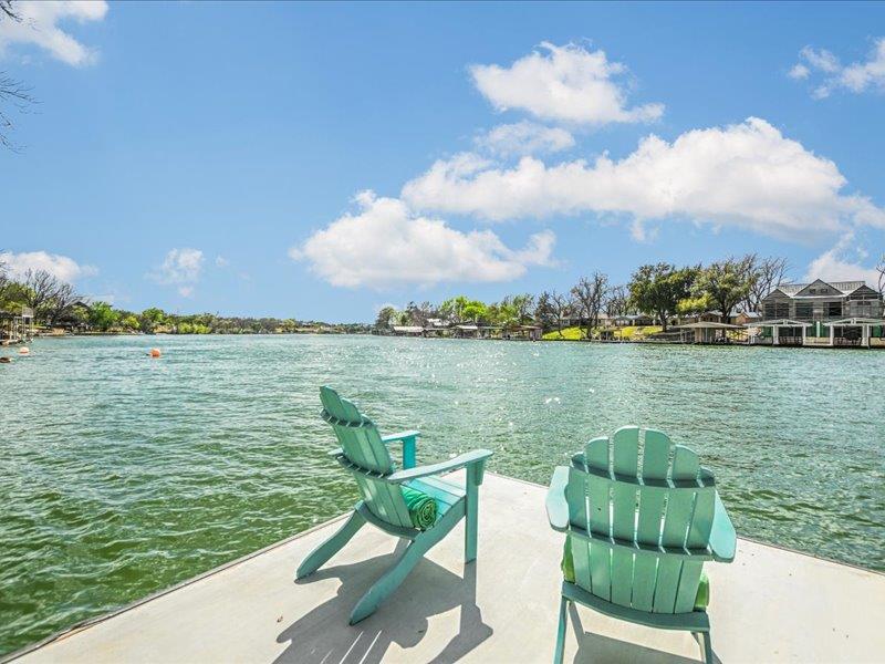 1304 S Lakeside Dr, Burnet, TX 78611