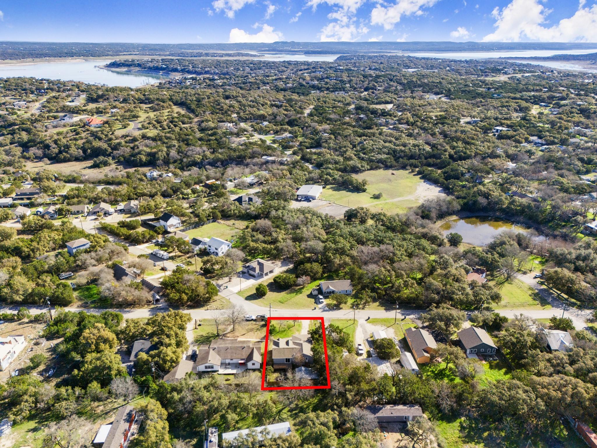 402 Twin Elm Dr, Canyon Lake, TX 78133