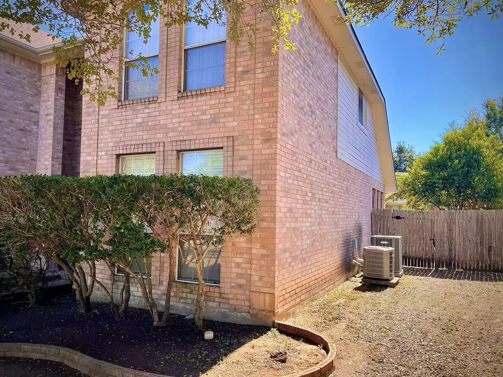 18017 Dansworth Dr, Pflugerville, TX 78660