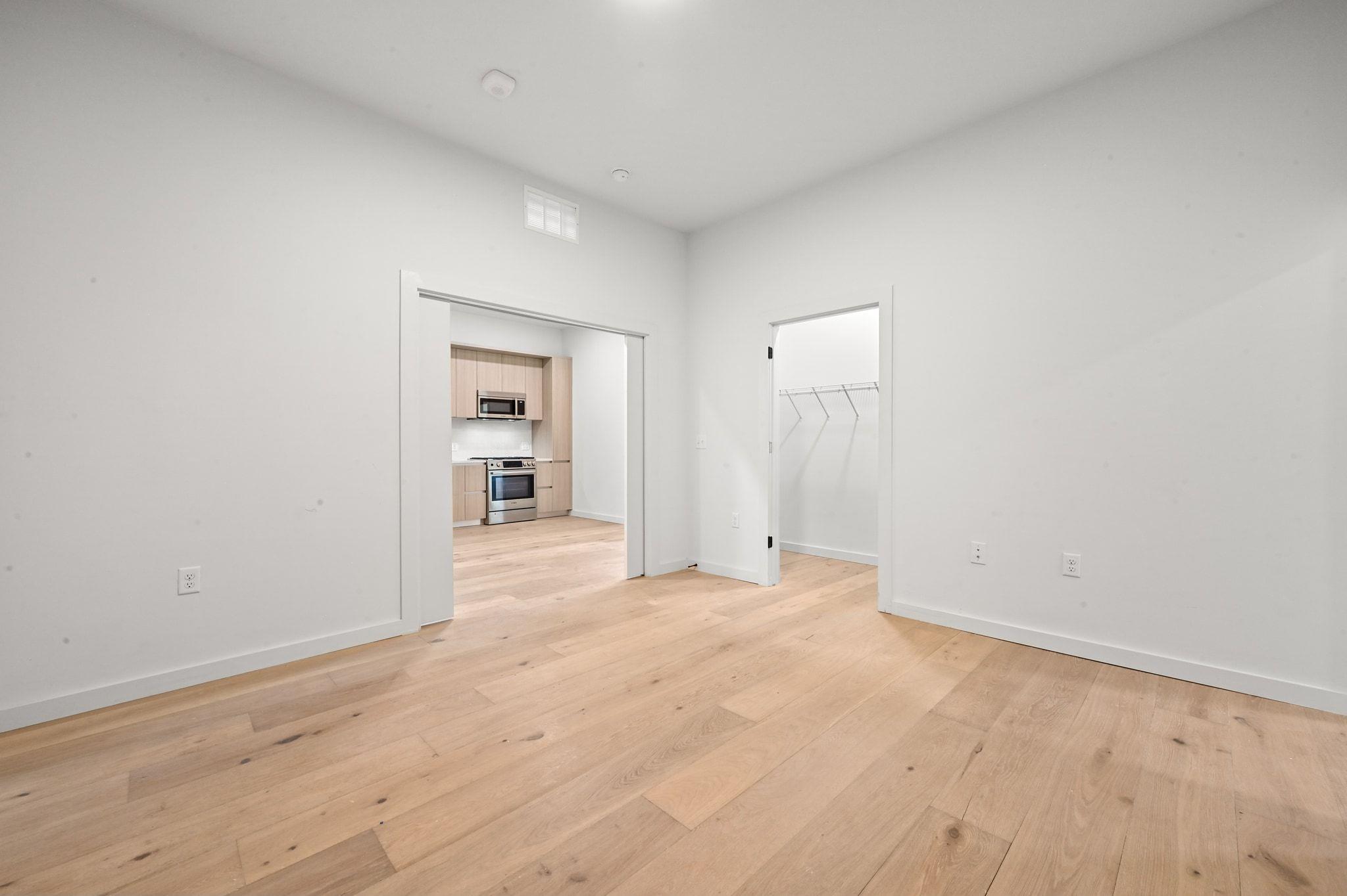 2209 S 1st St # 104, Austin, TX 78704