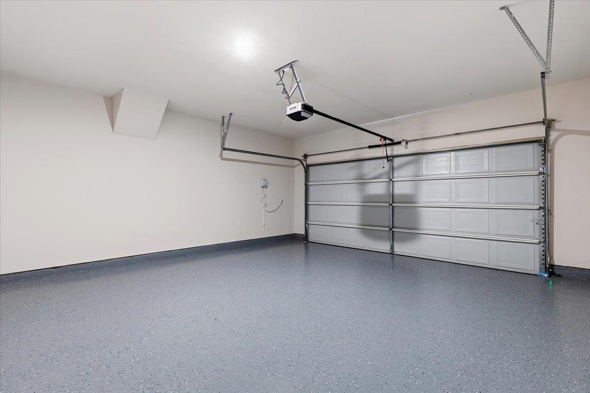 1705 T H Johnson Dr, Taylor, TX 76574