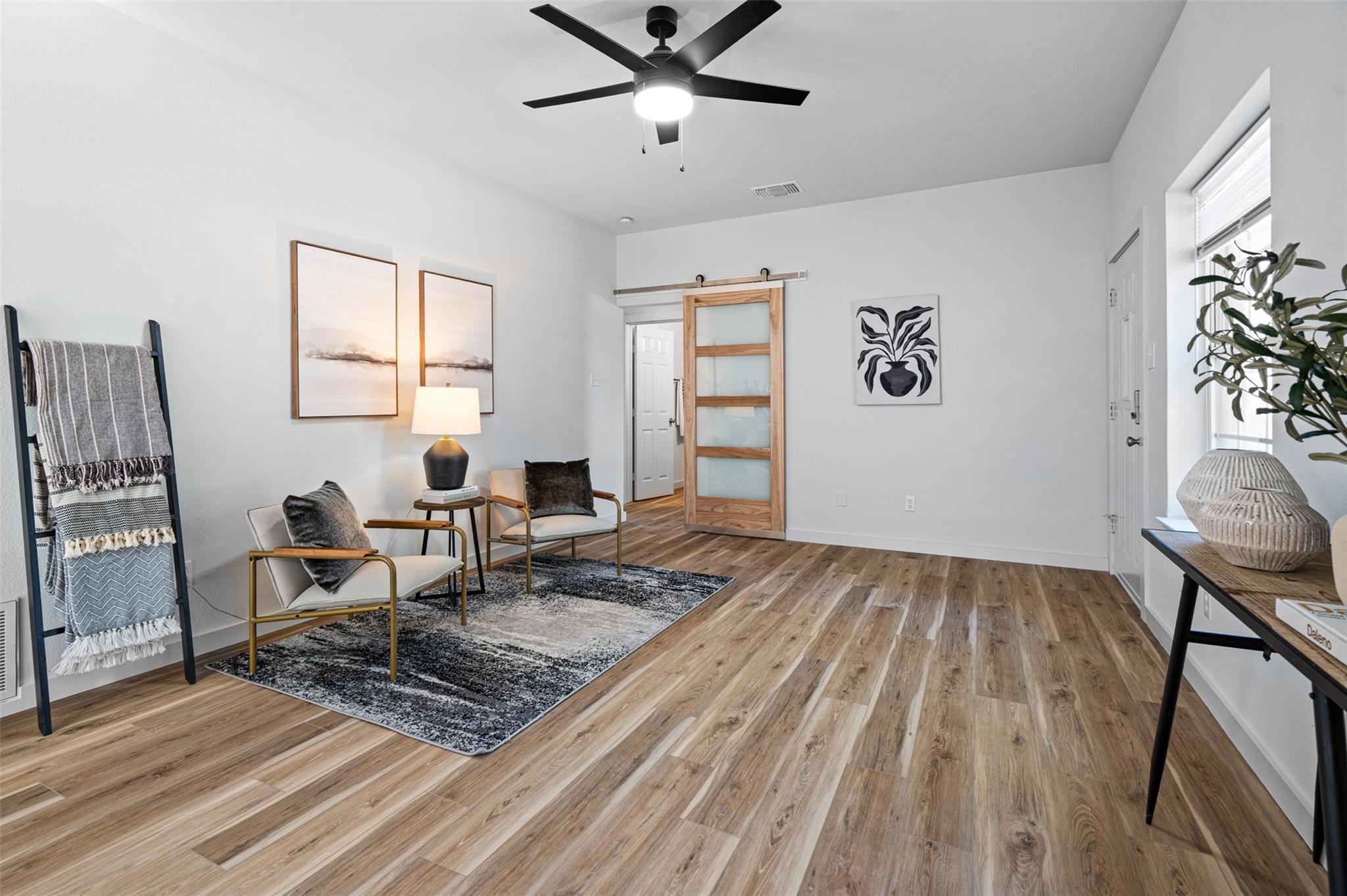 419 Bentwood Dr, Leander, TX 78641