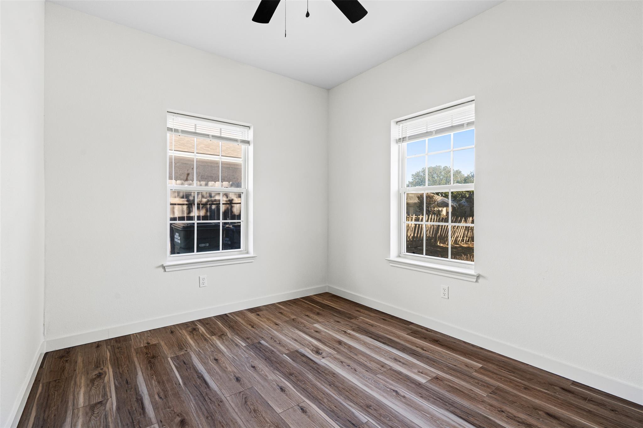 419 Bentwood Dr, Leander, TX 78641