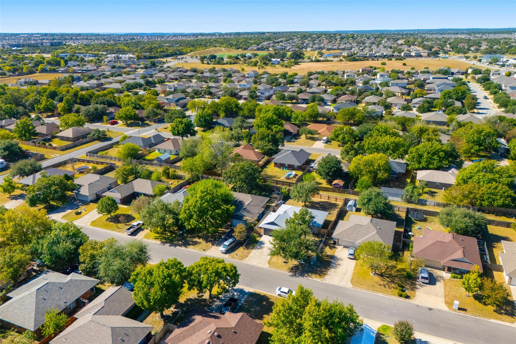 419 Bentwood Dr, Leander, TX 78641