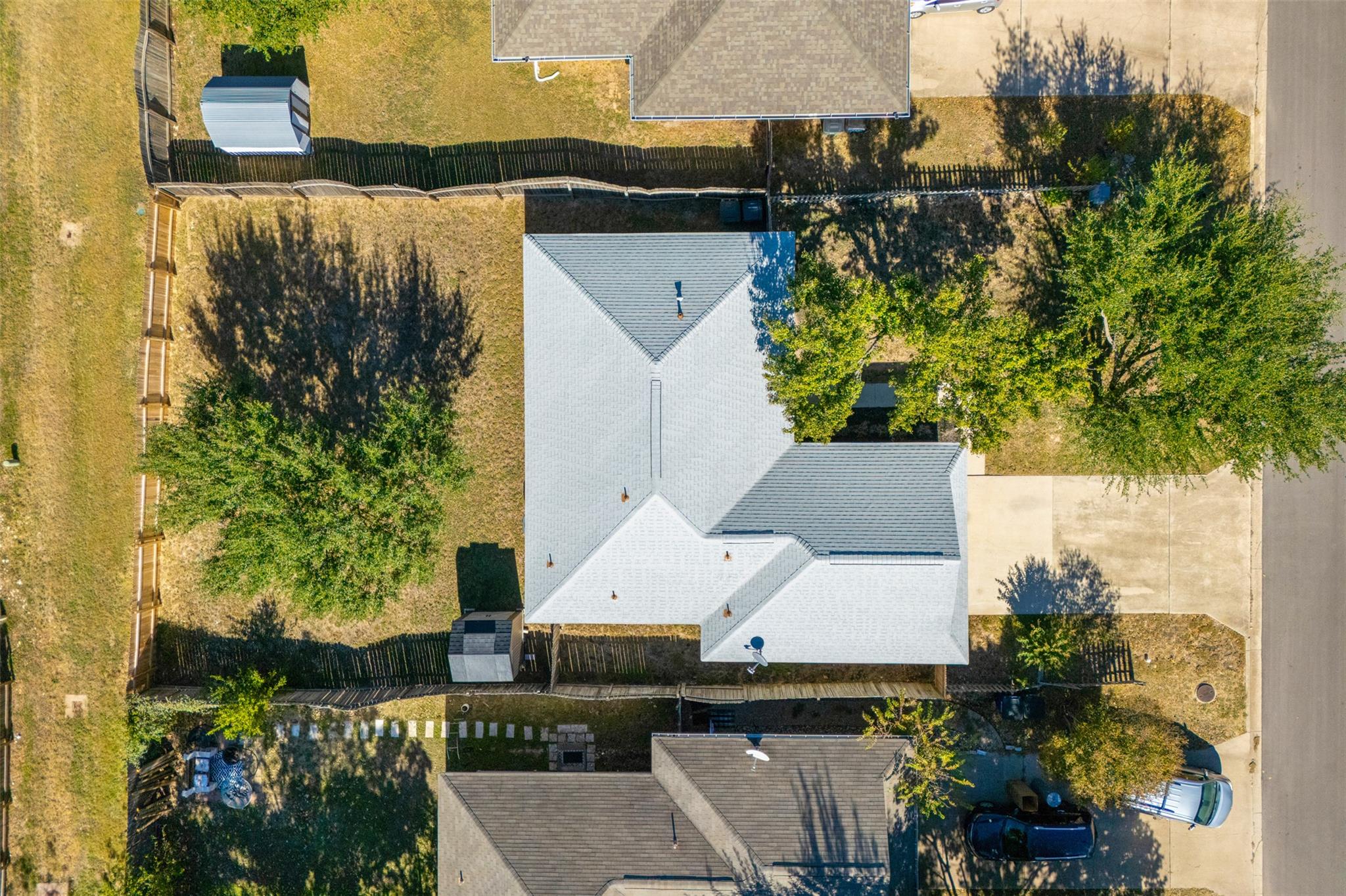 419 Bentwood Dr, Leander, TX 78641