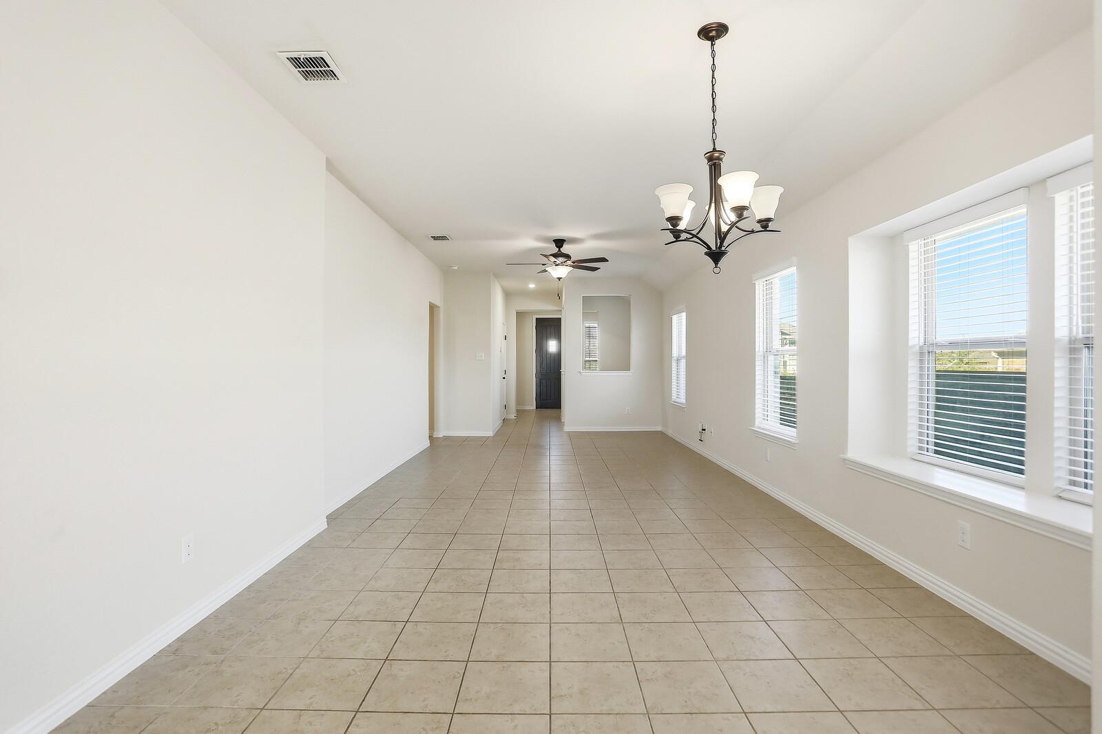 2035 Cowan, New Braunfels, TX 78132