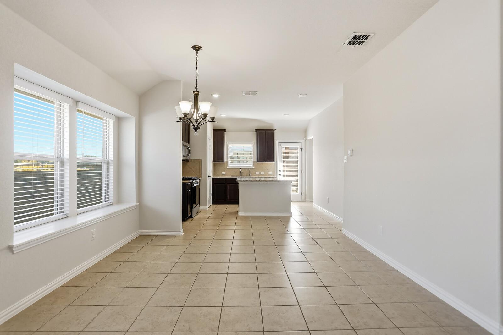 2035 Cowan, New Braunfels, TX 78132