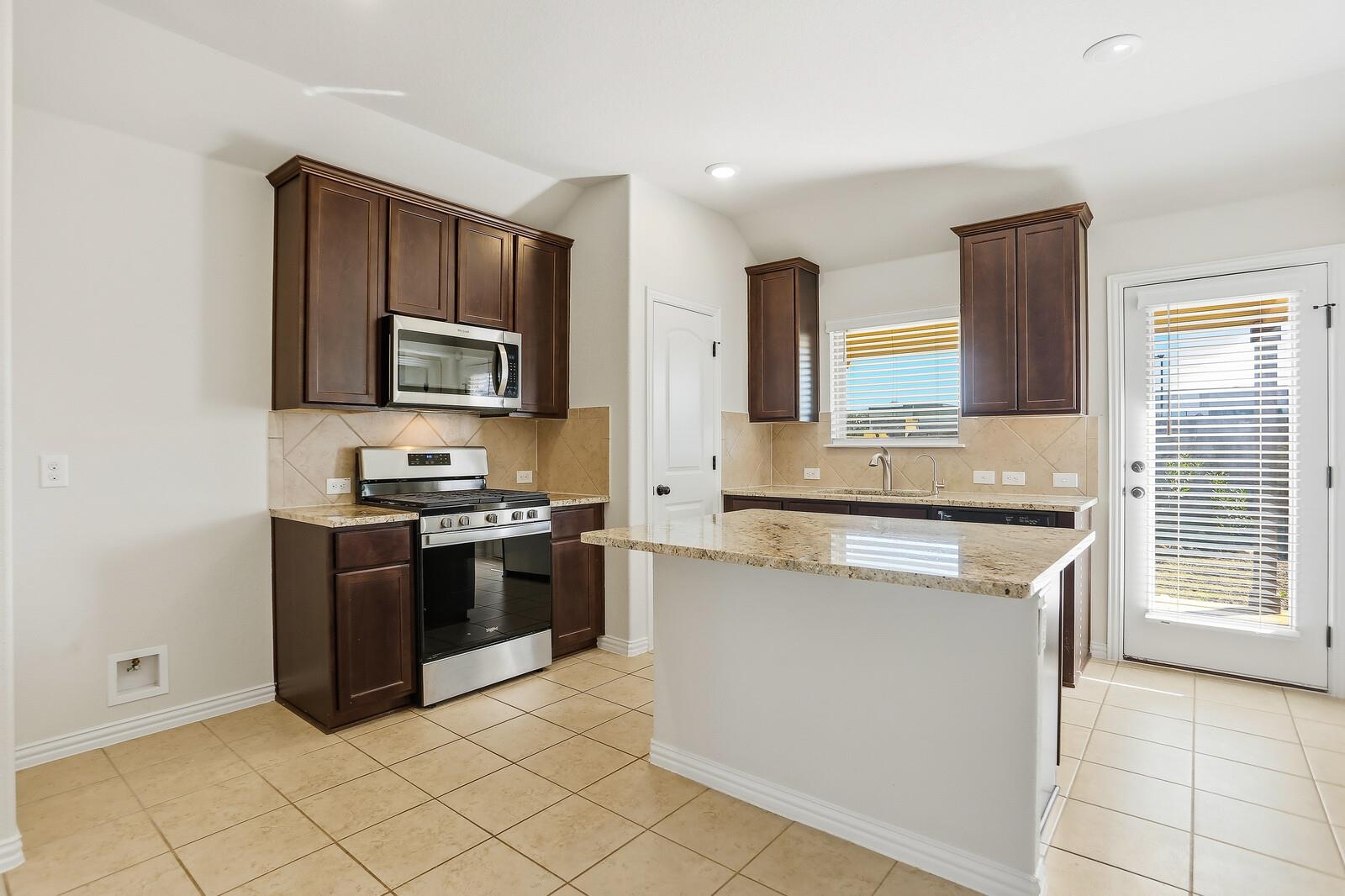 2035 Cowan, New Braunfels, TX 78132