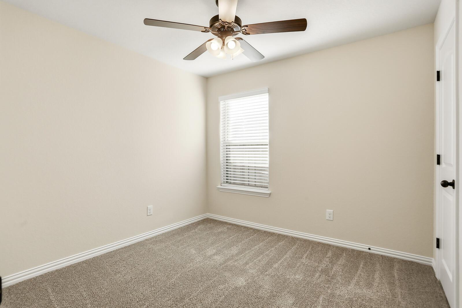 2035 Cowan, New Braunfels, TX 78132