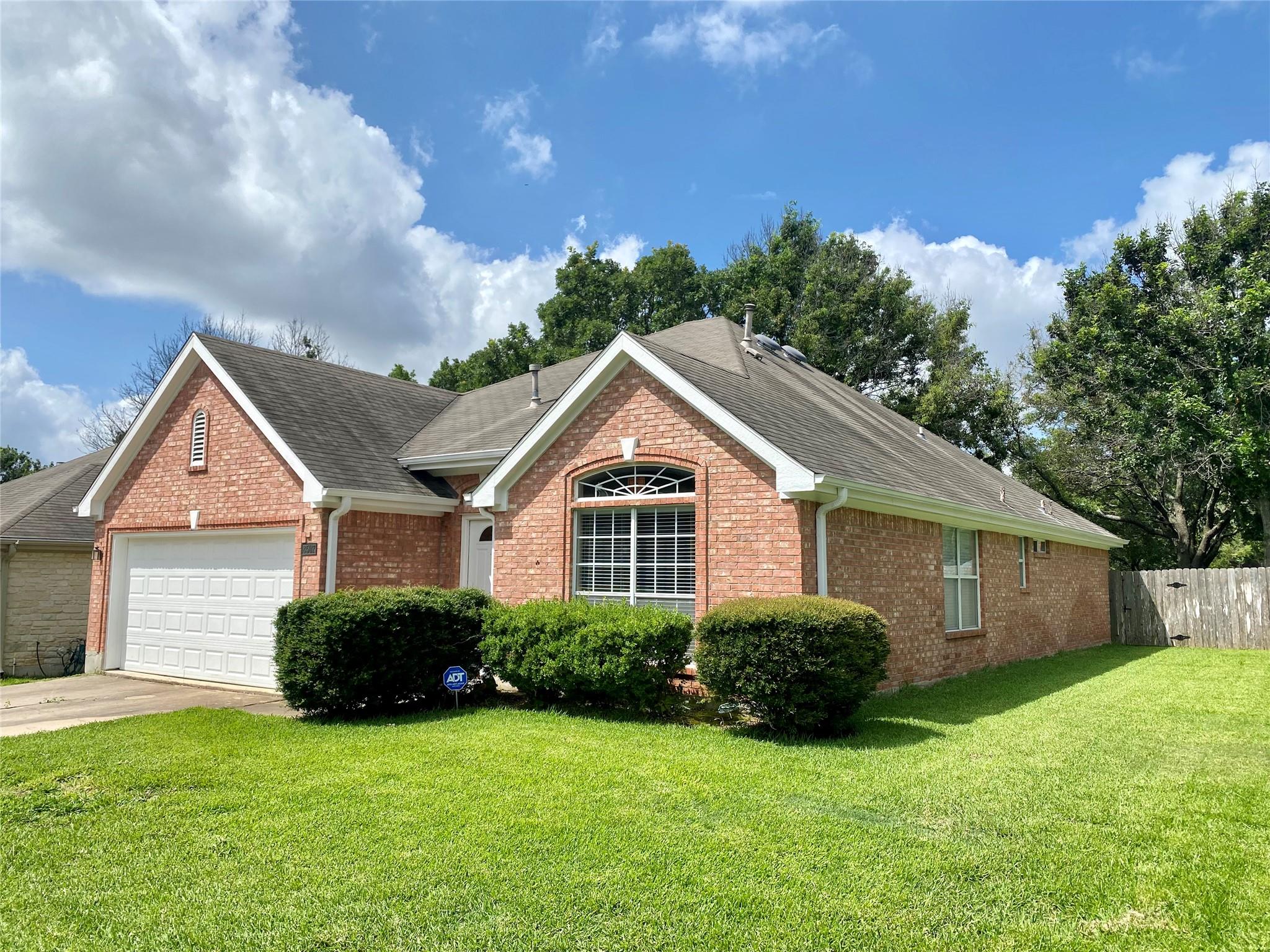 8507 Bobcat Dr, Round Rock, TX 78681