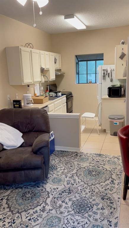 3206 King St # 202, Austin, TX 78705