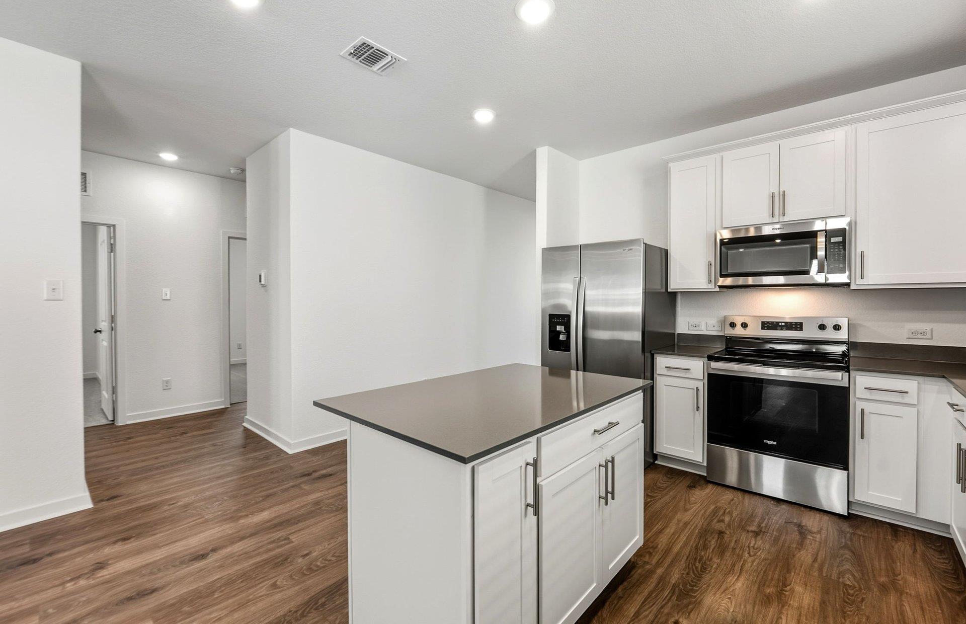 416 Paradise Canyon Dr, Jarrell, TX 76537