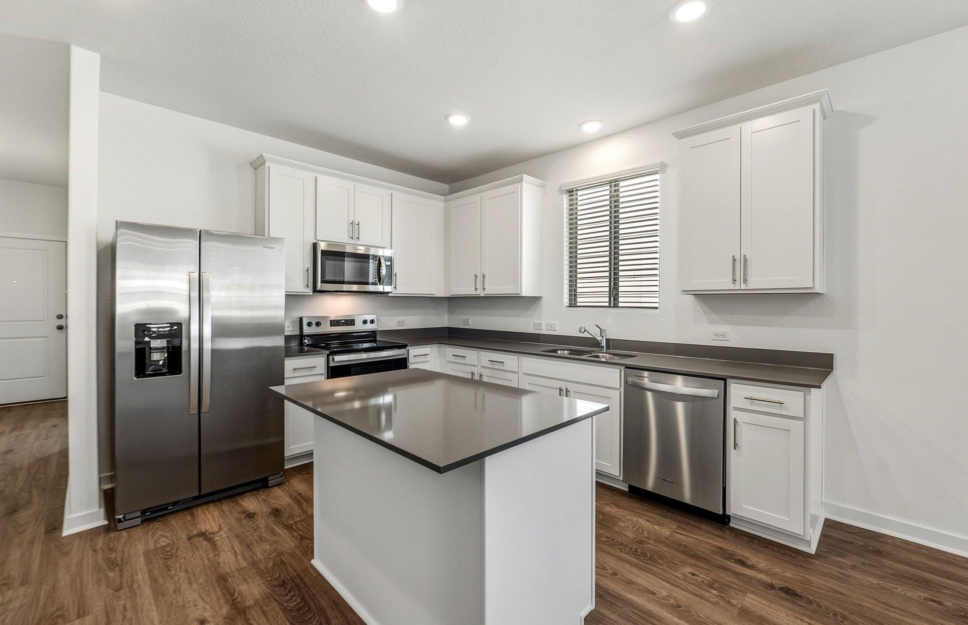 416 Paradise Canyon Dr, Jarrell, TX 76537