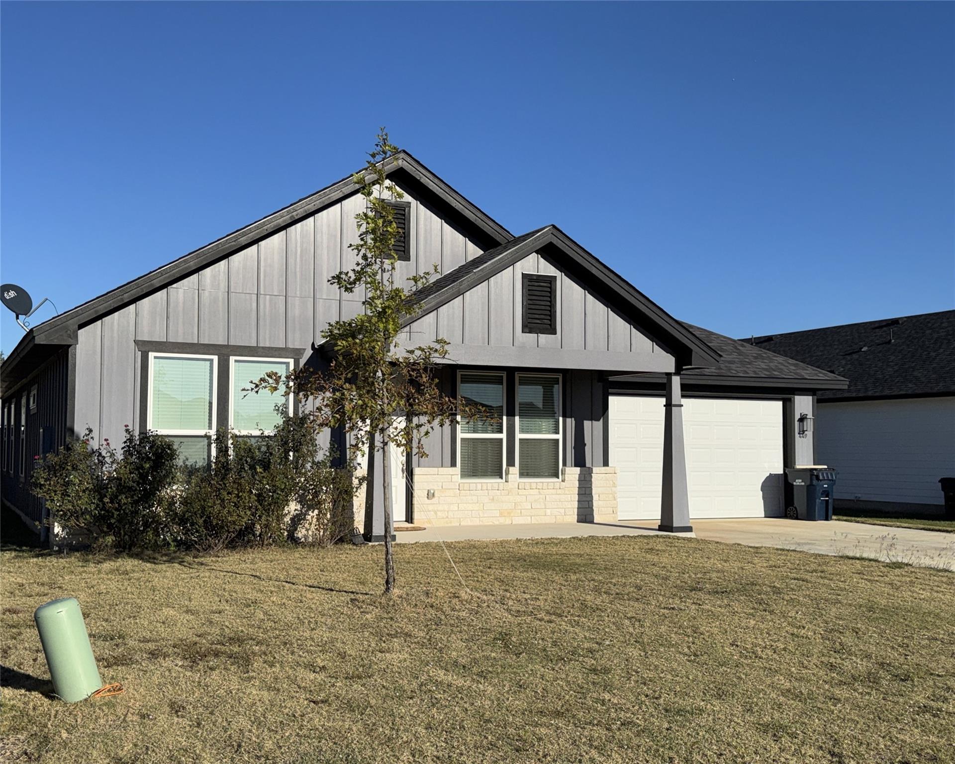 449 Dove Trl, Bertram, TX 78605