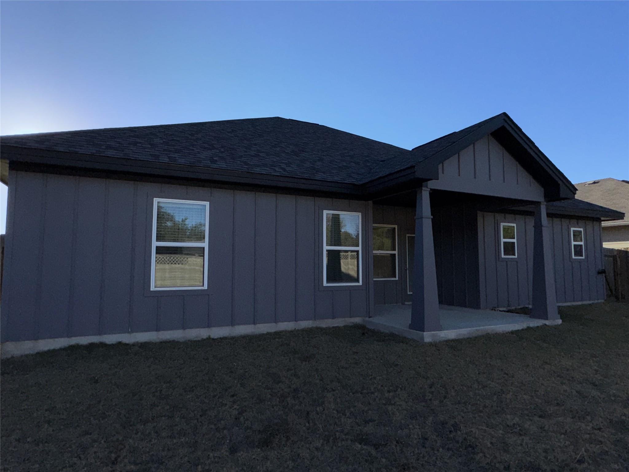 449 Dove Trl, Bertram, TX 78605