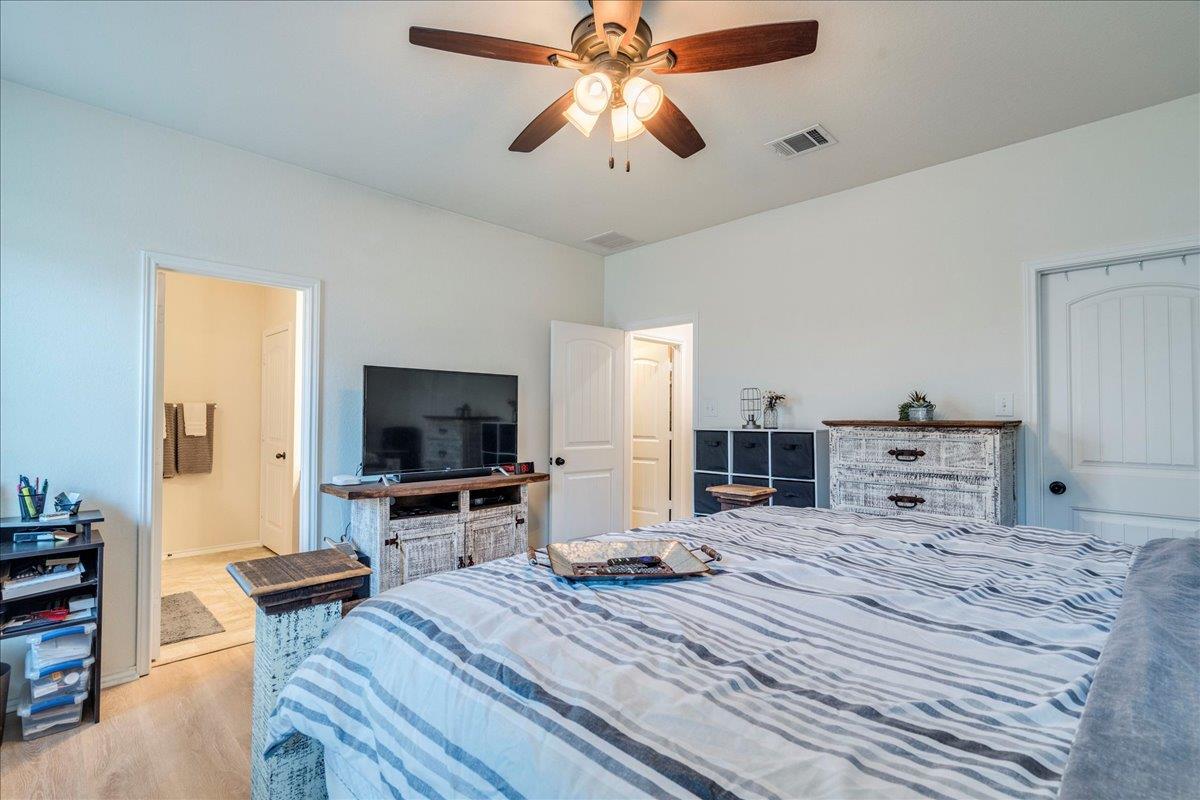 1040 Verna Brooks Way, Kyle, TX 78640