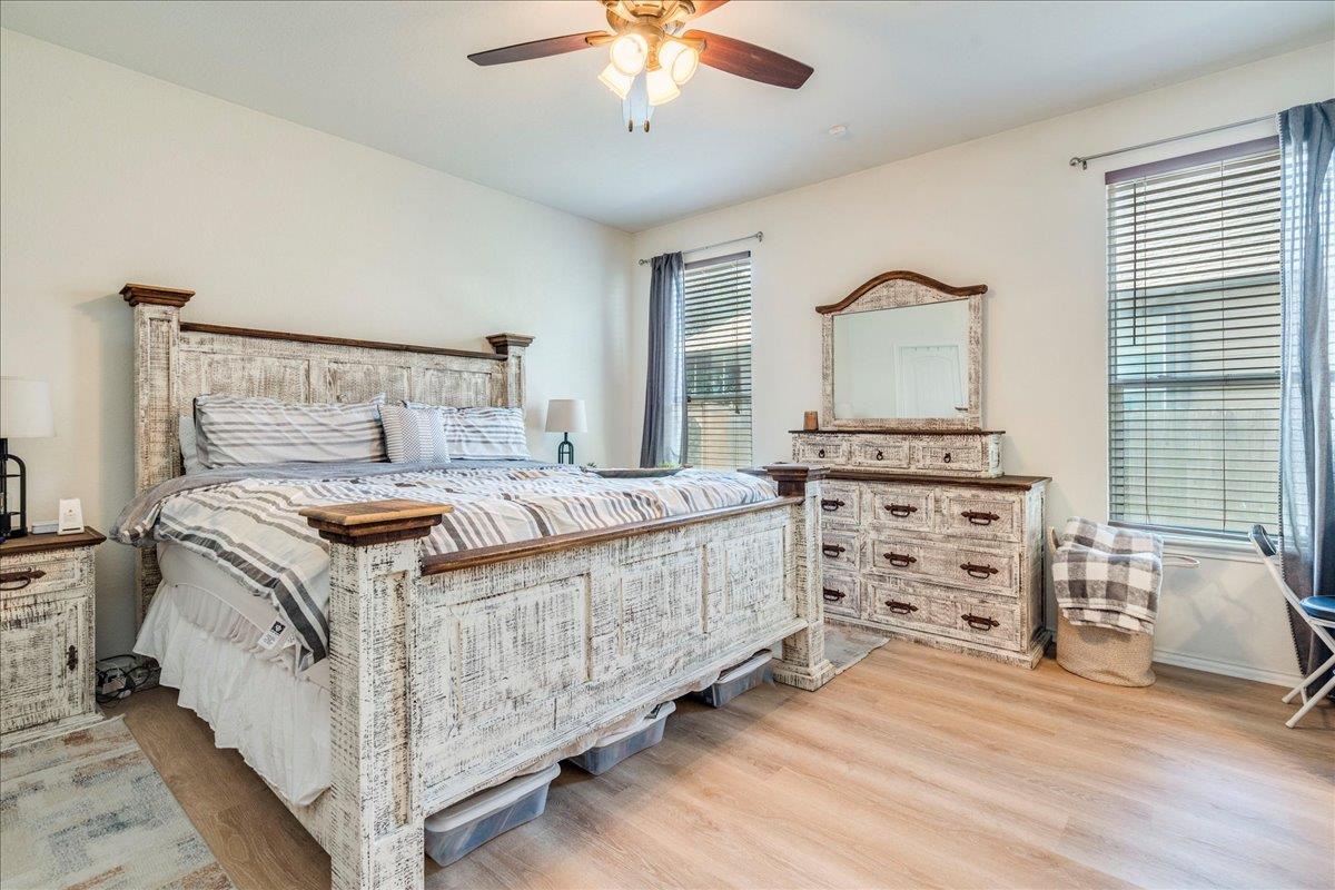 1040 Verna Brooks Way, Kyle, TX 78640