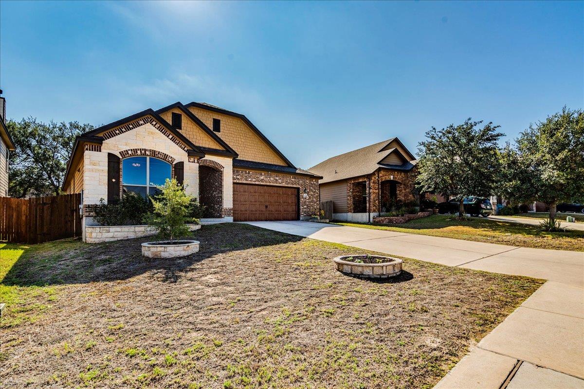 1040 Verna Brooks Way, Kyle, TX 78640