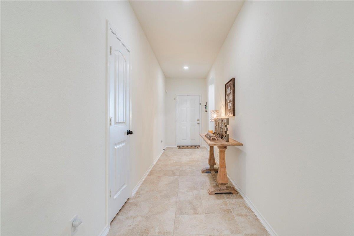 1040 Verna Brooks Way, Kyle, TX 78640