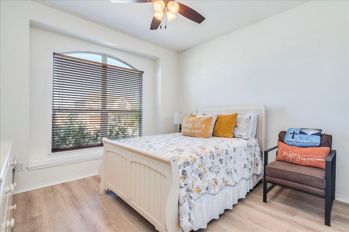 1040 Verna Brooks Way, Kyle, TX 78640