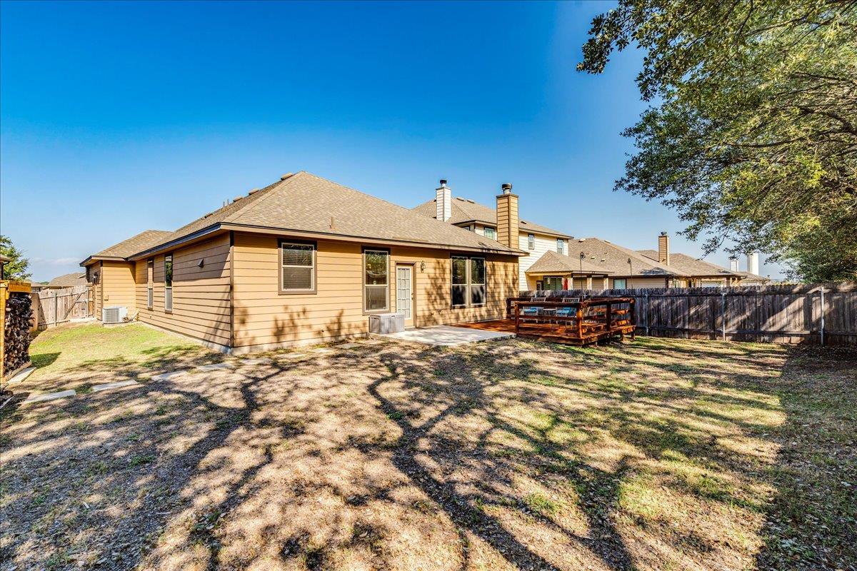 1040 Verna Brooks Way, Kyle, TX 78640