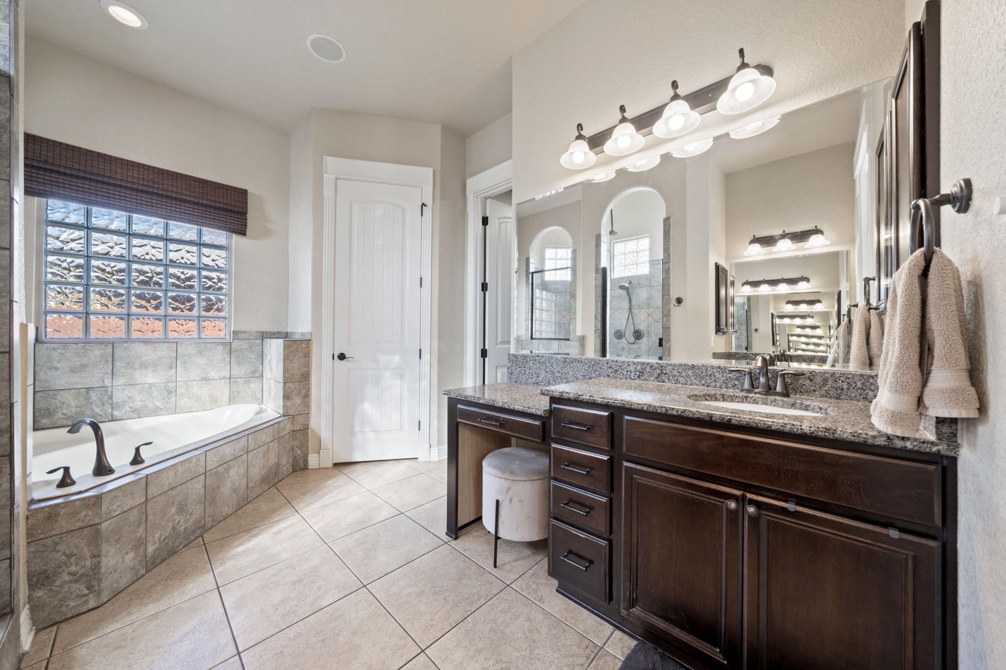 2836 Jacob Ln, San Marcos, TX 78666