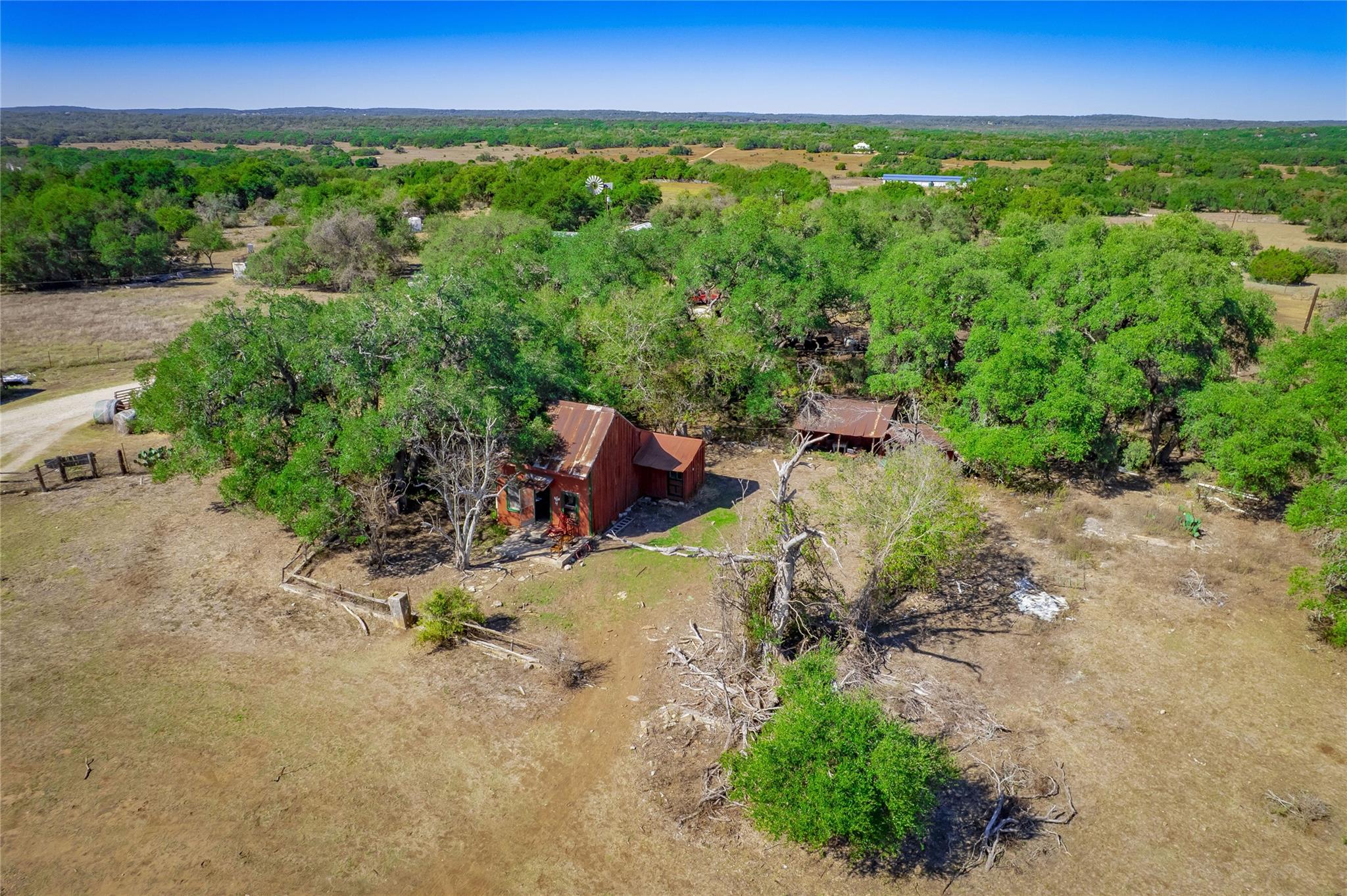 2525 Hugo Rd, San Marcos, TX 78666