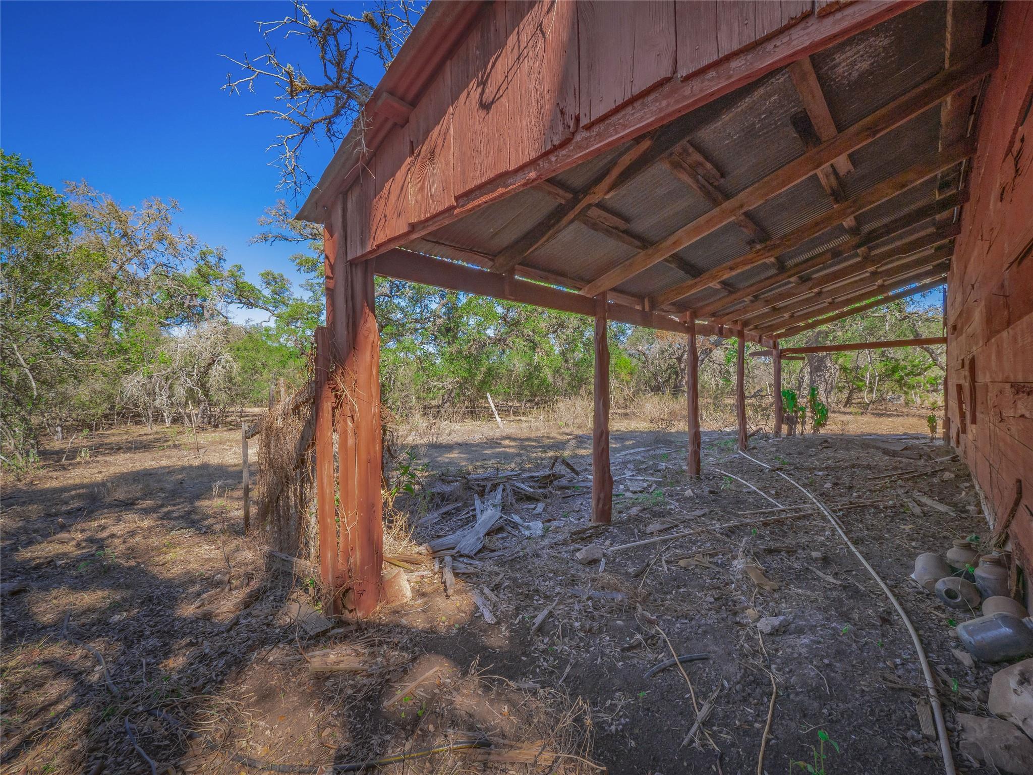 2525 Hugo Rd, San Marcos, TX 78666