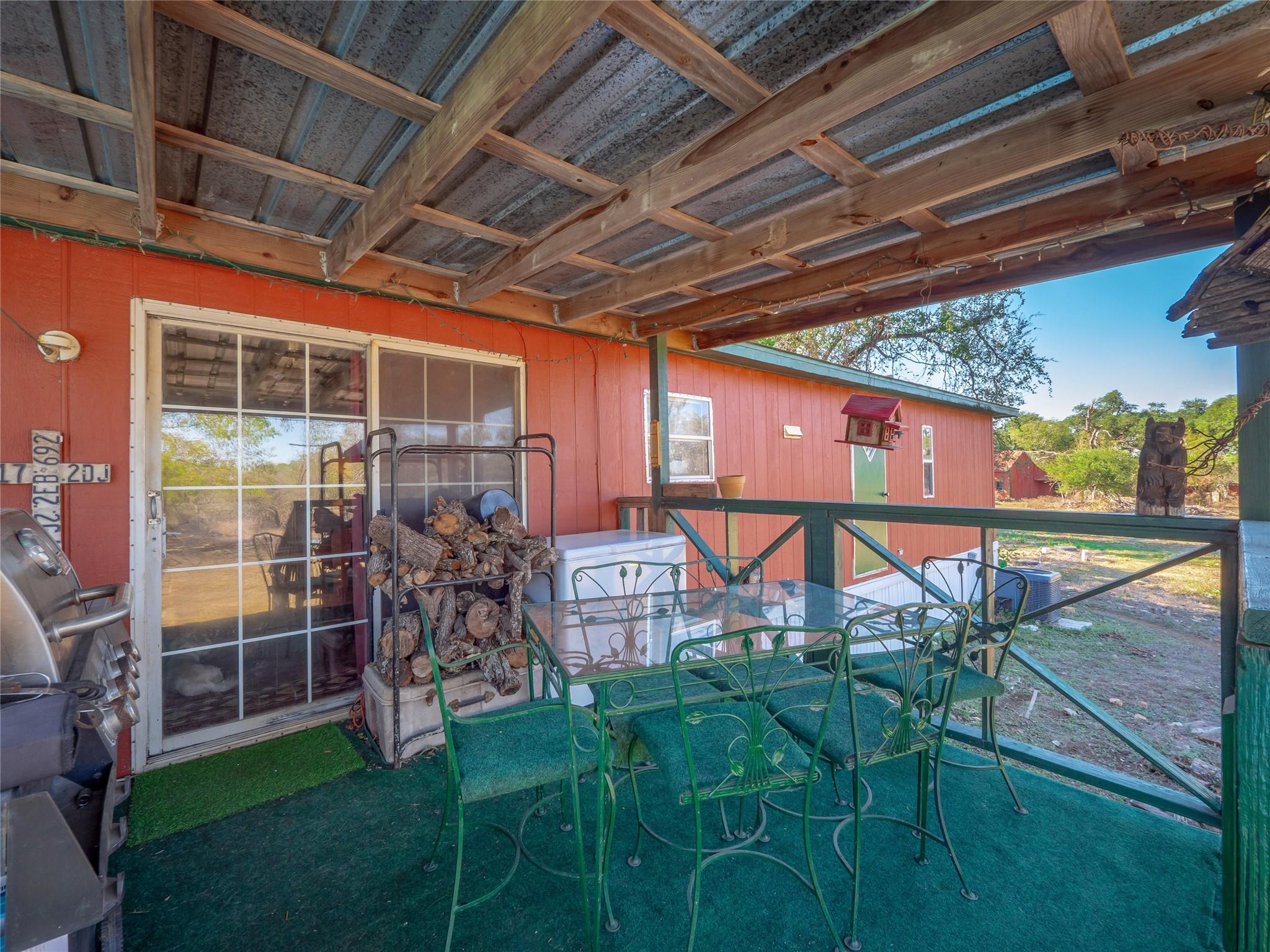 2525 Hugo Rd, San Marcos, TX 78666