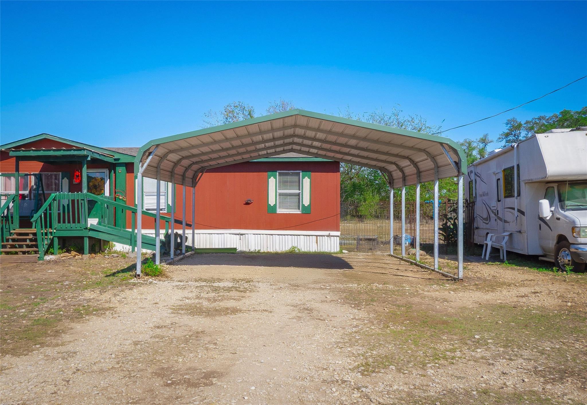 2525 Hugo Rd, San Marcos, TX 78666