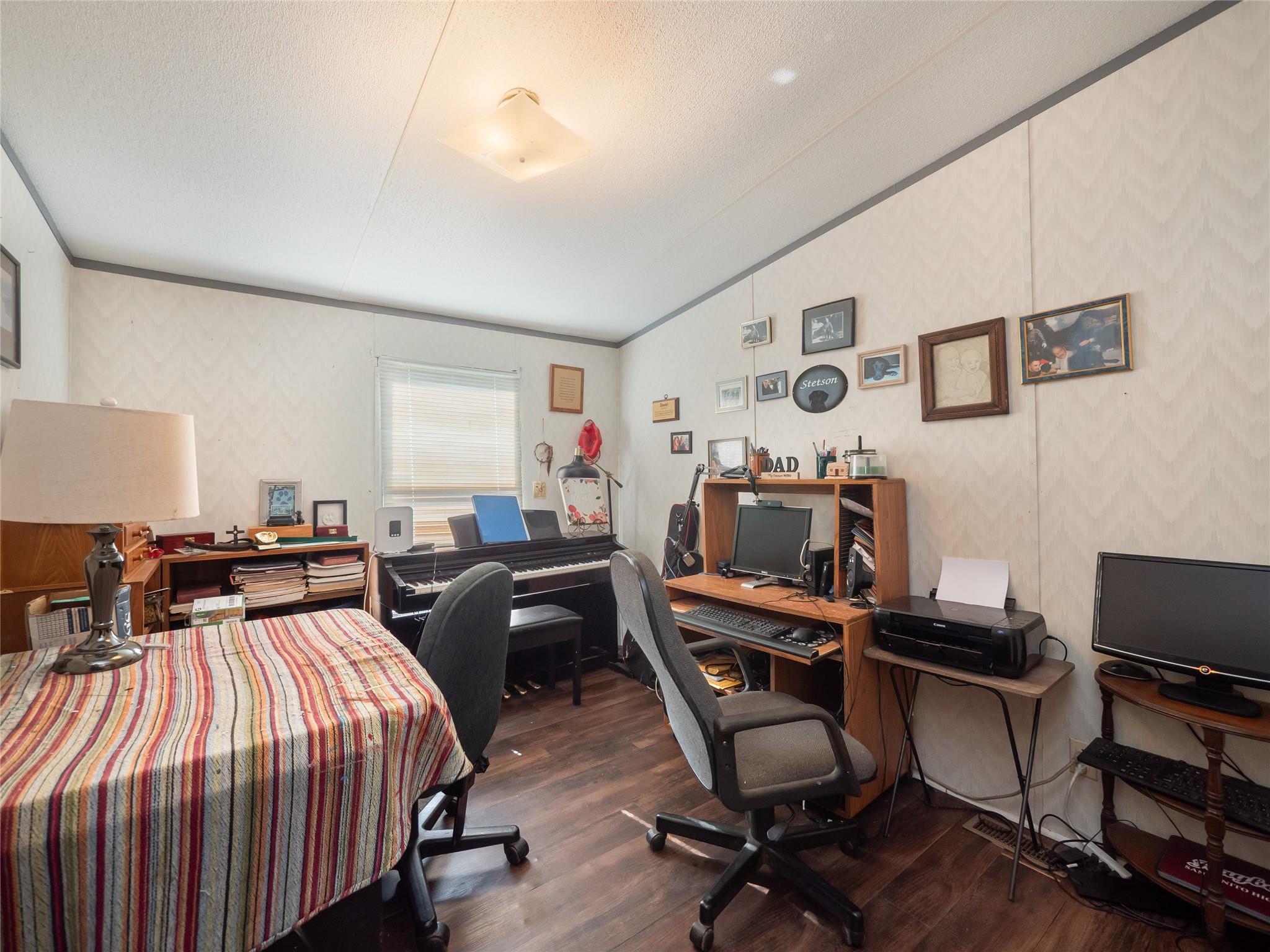 2525 Hugo Rd, San Marcos, TX 78666