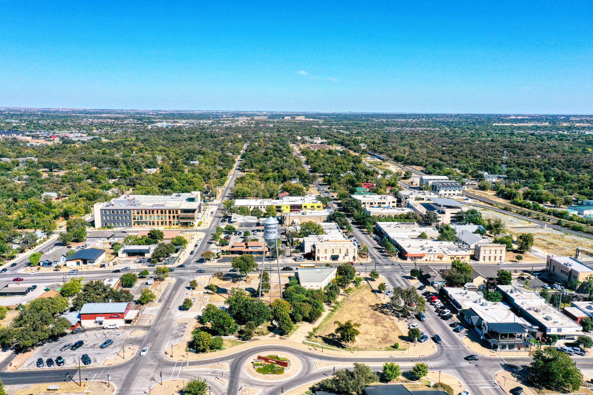 403 W Anderson Ave, Round Rock, TX 78664