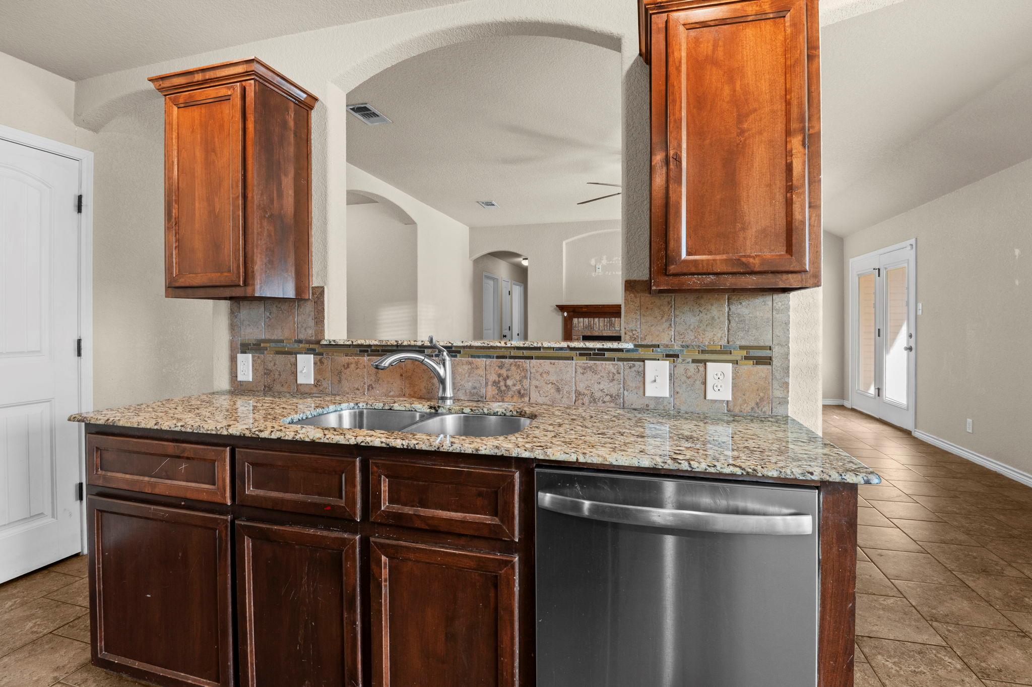 3710 Anvil Range Rd, Killeen, TX 76549