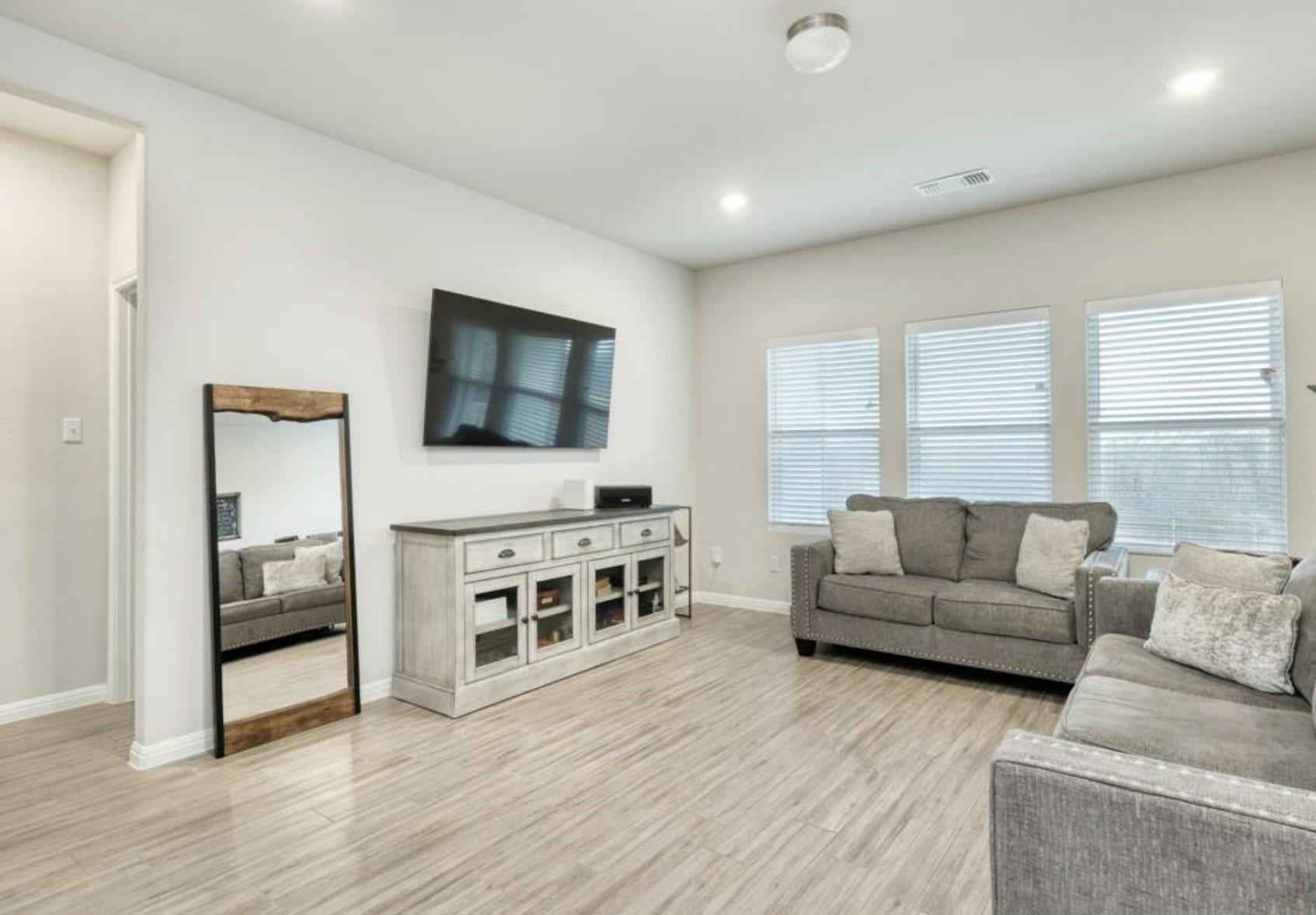 19316 Hartwell Dr, Pflugerville, TX 78660