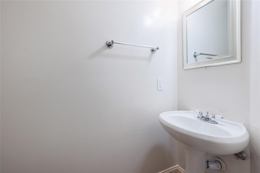 8608 Bobcat Dr, Round Rock, TX 78681