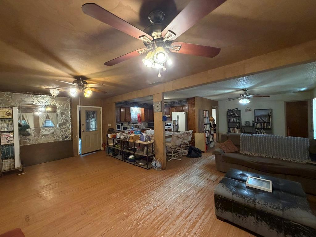 273 Alta Vista Dr, Bastrop, TX 78602