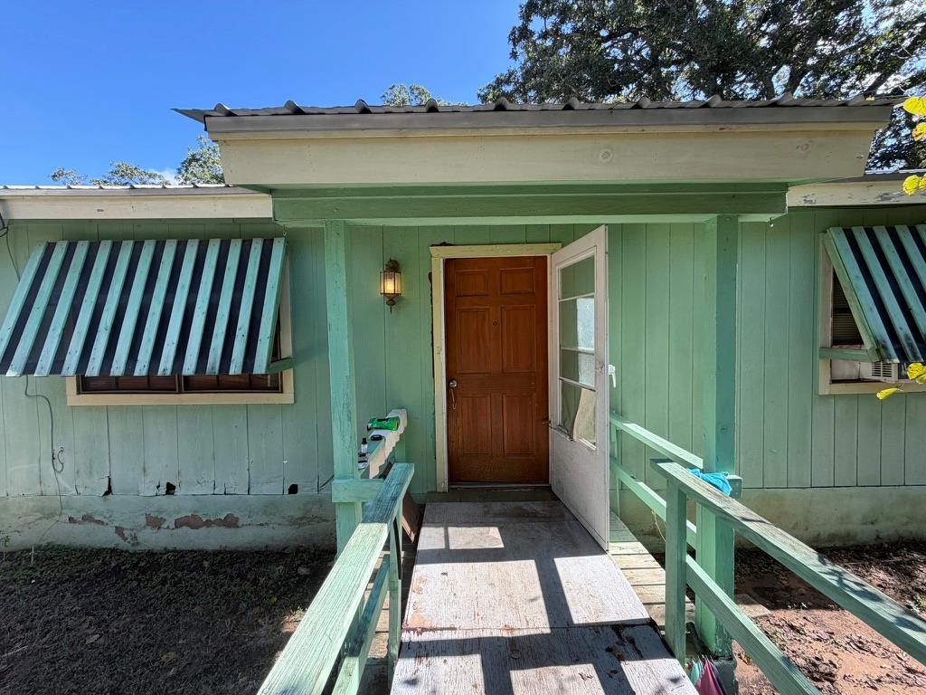 273 Alta Vista Dr, Bastrop, TX 78602