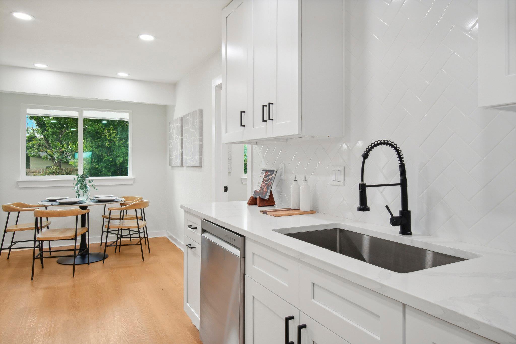 10219 W Rutland Vlg, Austin, TX 78758