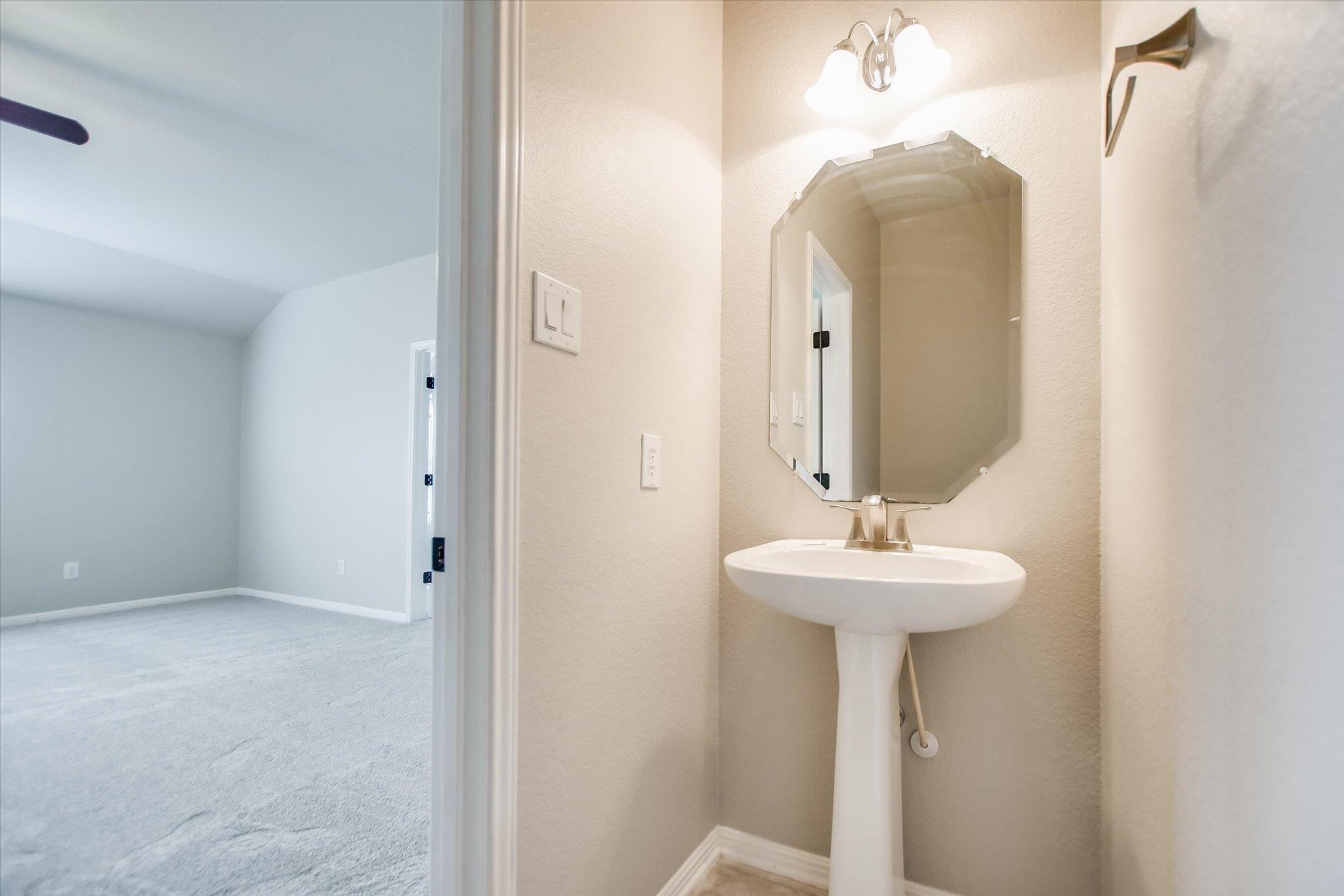 20105 Farm Pond Ln, Pflugerville, TX 78660