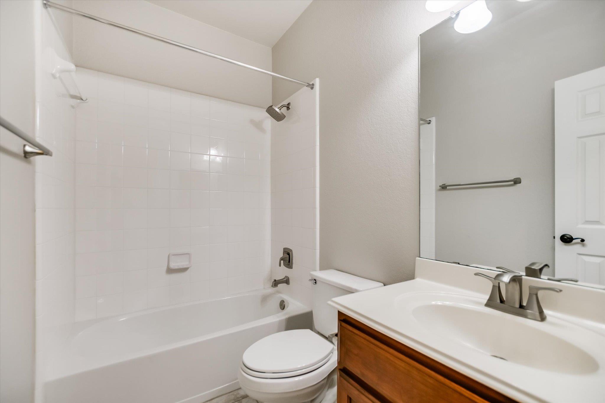 20105 Farm Pond Ln, Pflugerville, TX 78660