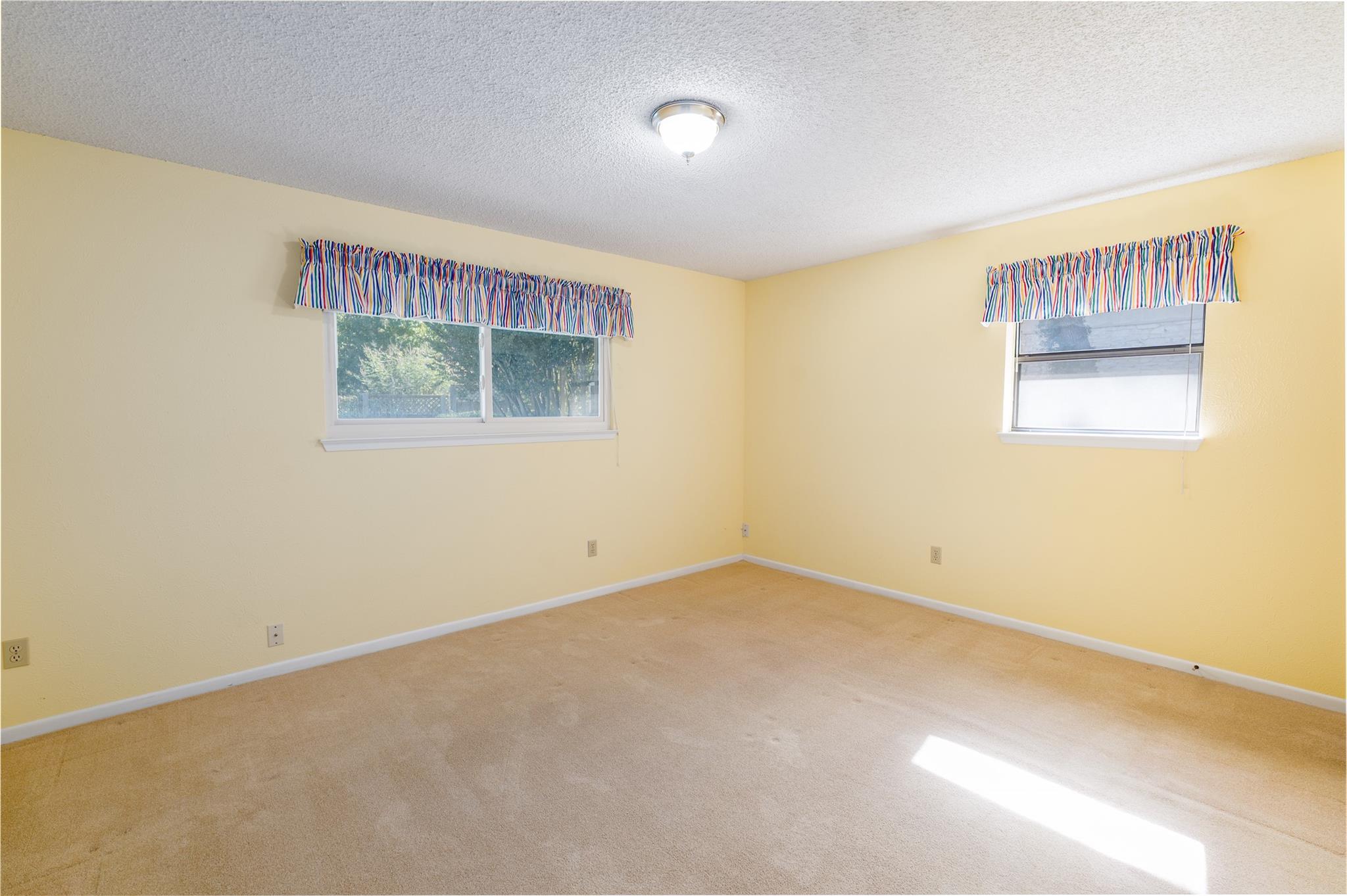 300 Innwood Dr, Georgetown, TX 78628