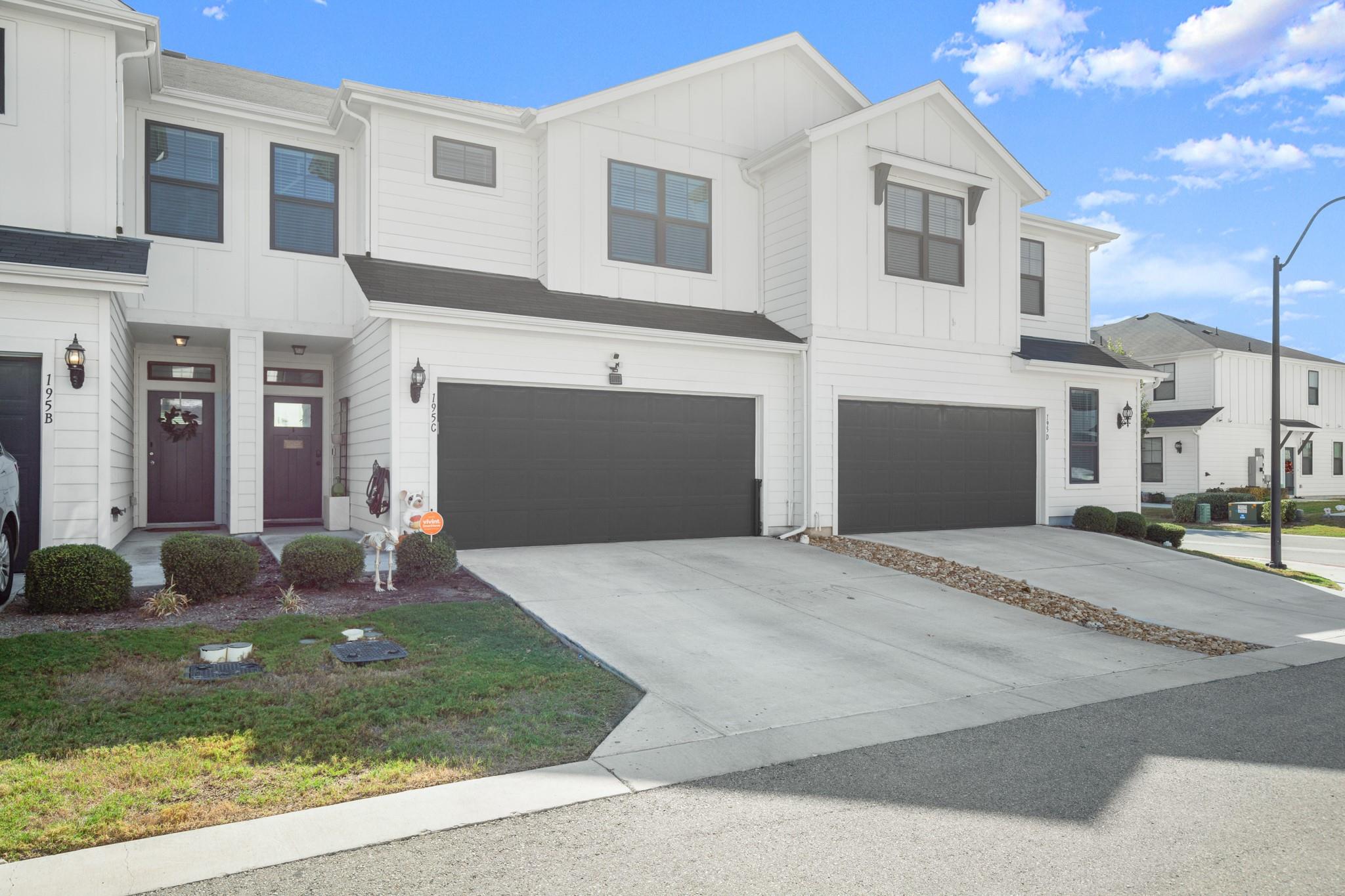 195C Waterside Rd, Buda, TX 78610