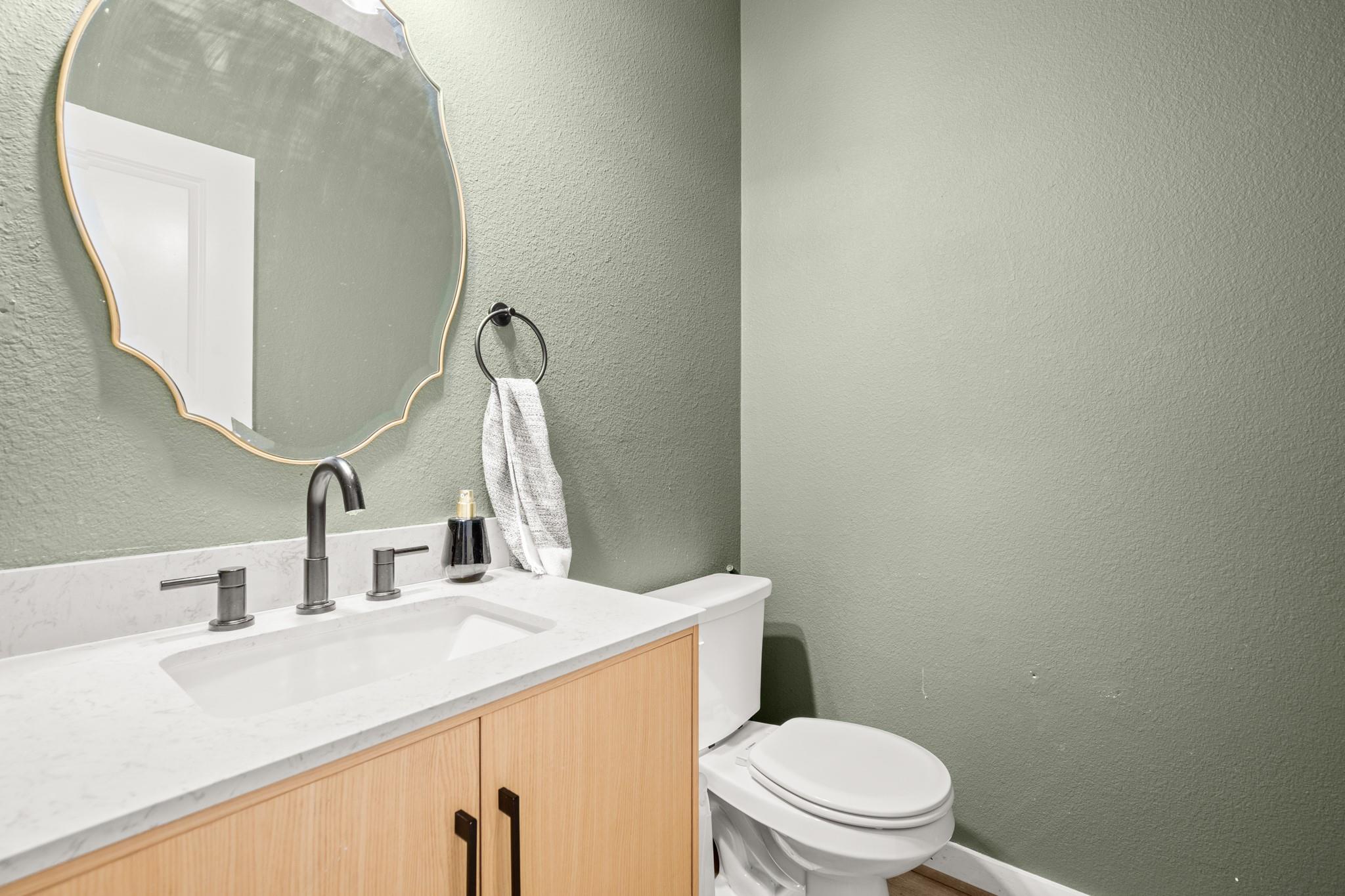 195C Waterside Rd, Buda, TX 78610