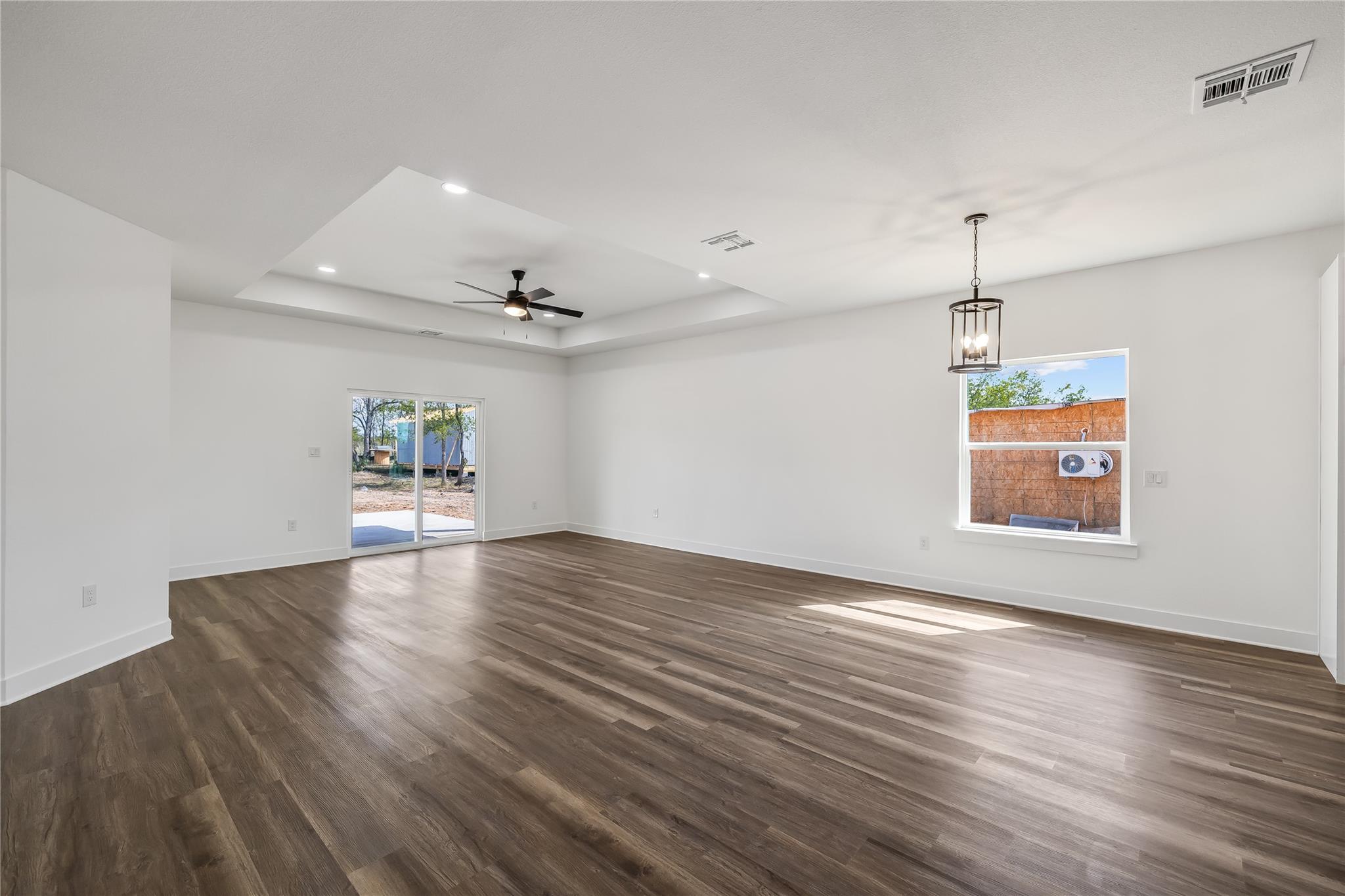 232 Amaranta Ln, Dale, TX 78616