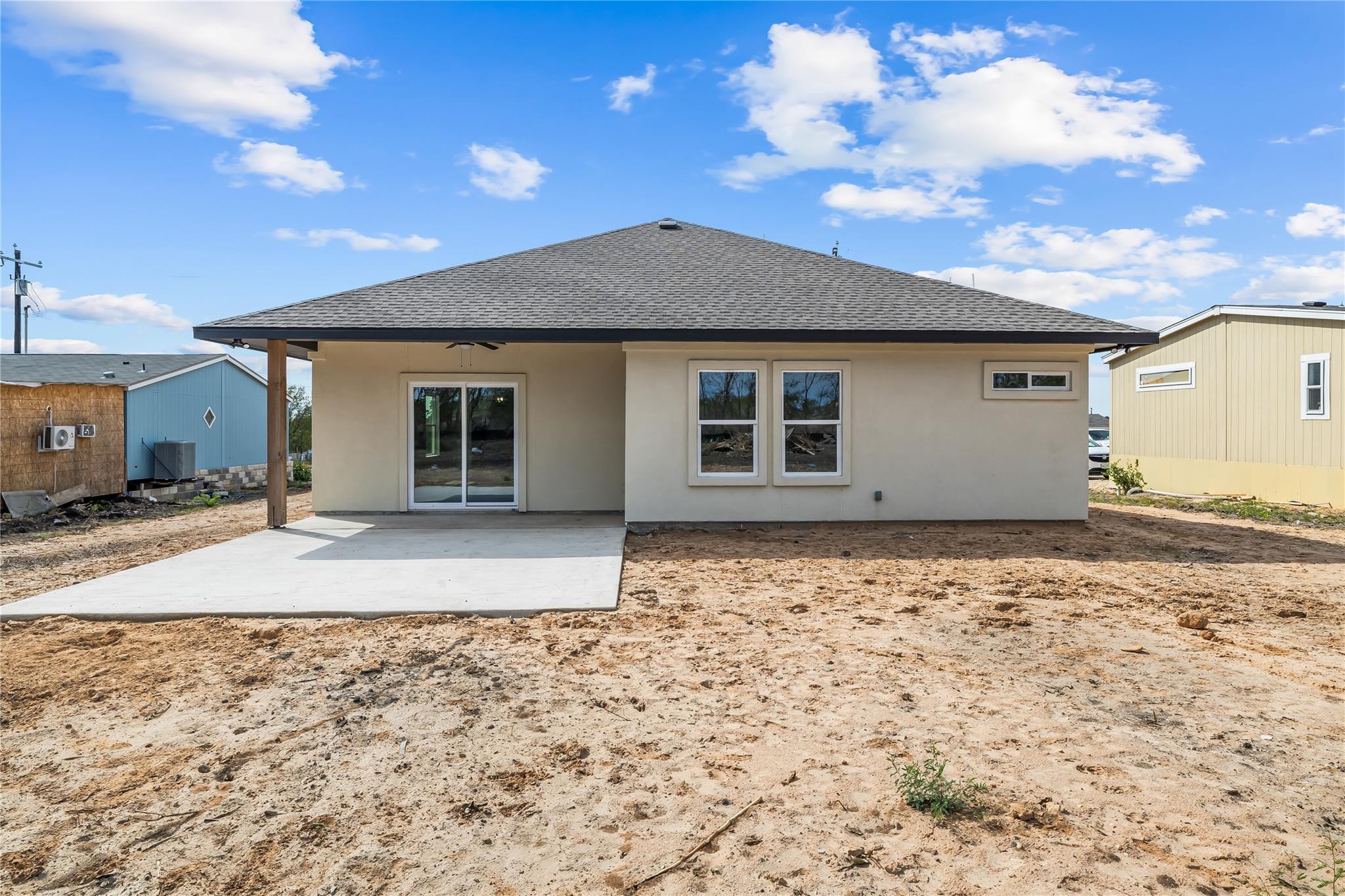 232 Amaranta Ln, Dale, TX 78616