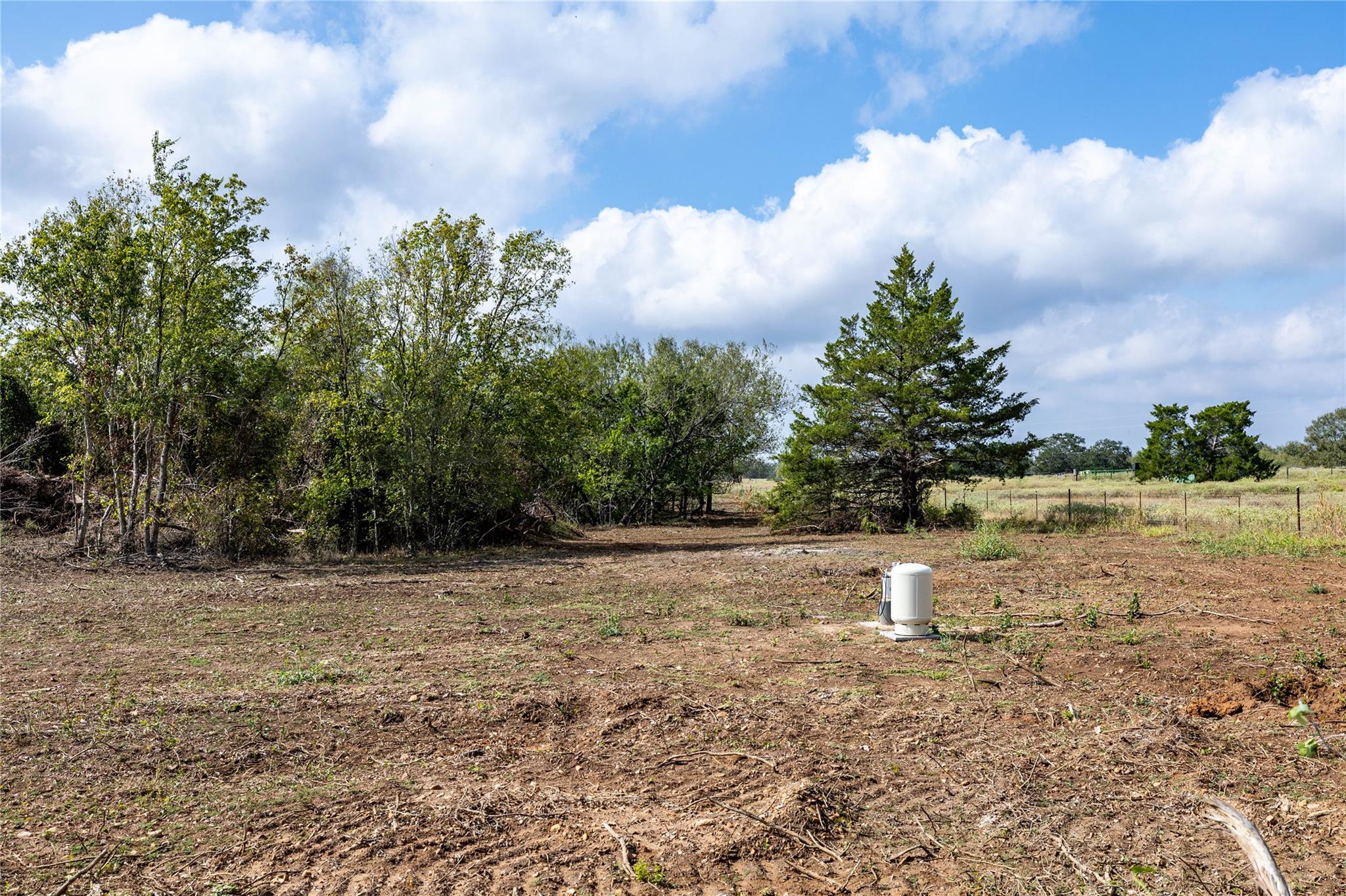 Lot 1 Sunset Trl, Luling, TX 78648