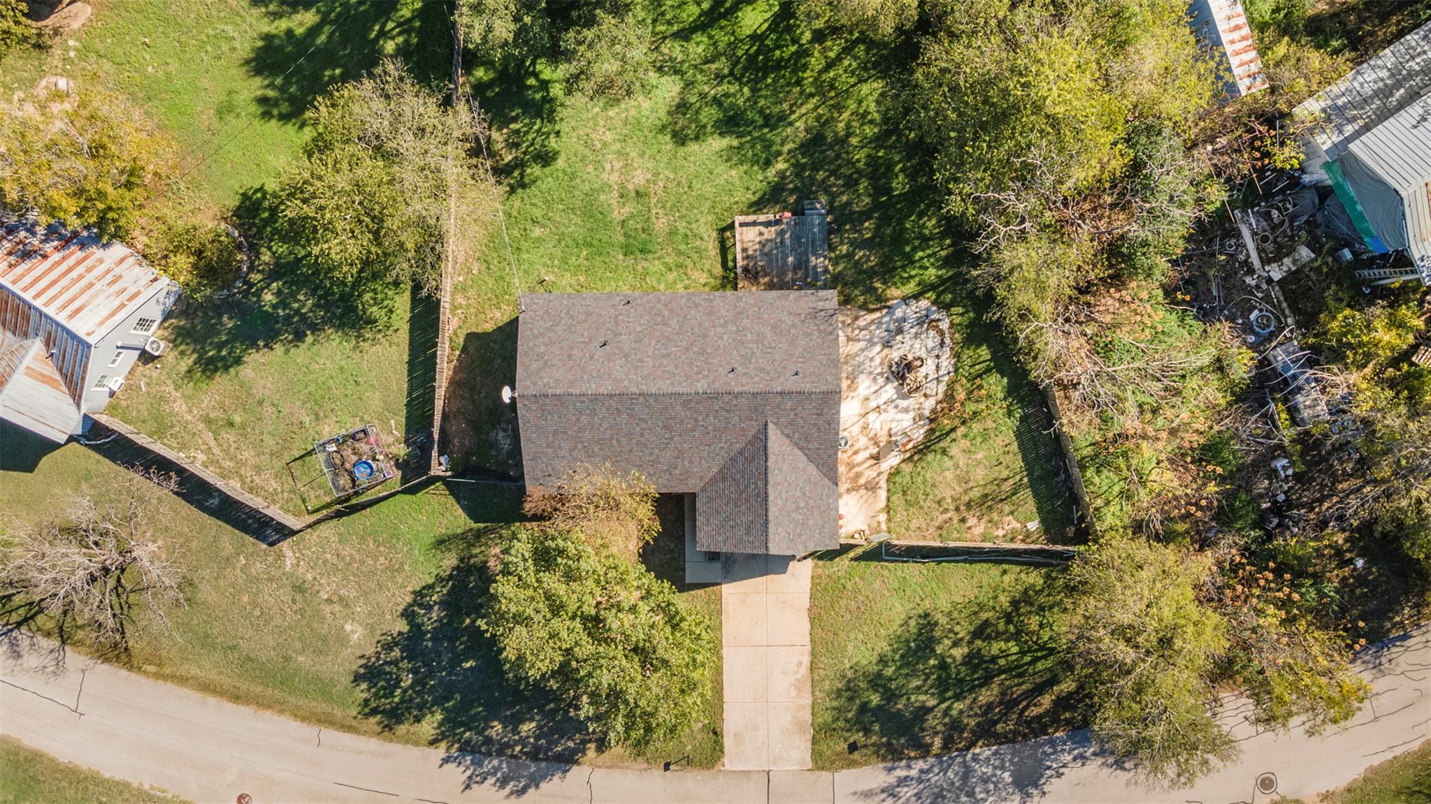 105 Snyders Trl, Liberty Hill, TX 78642