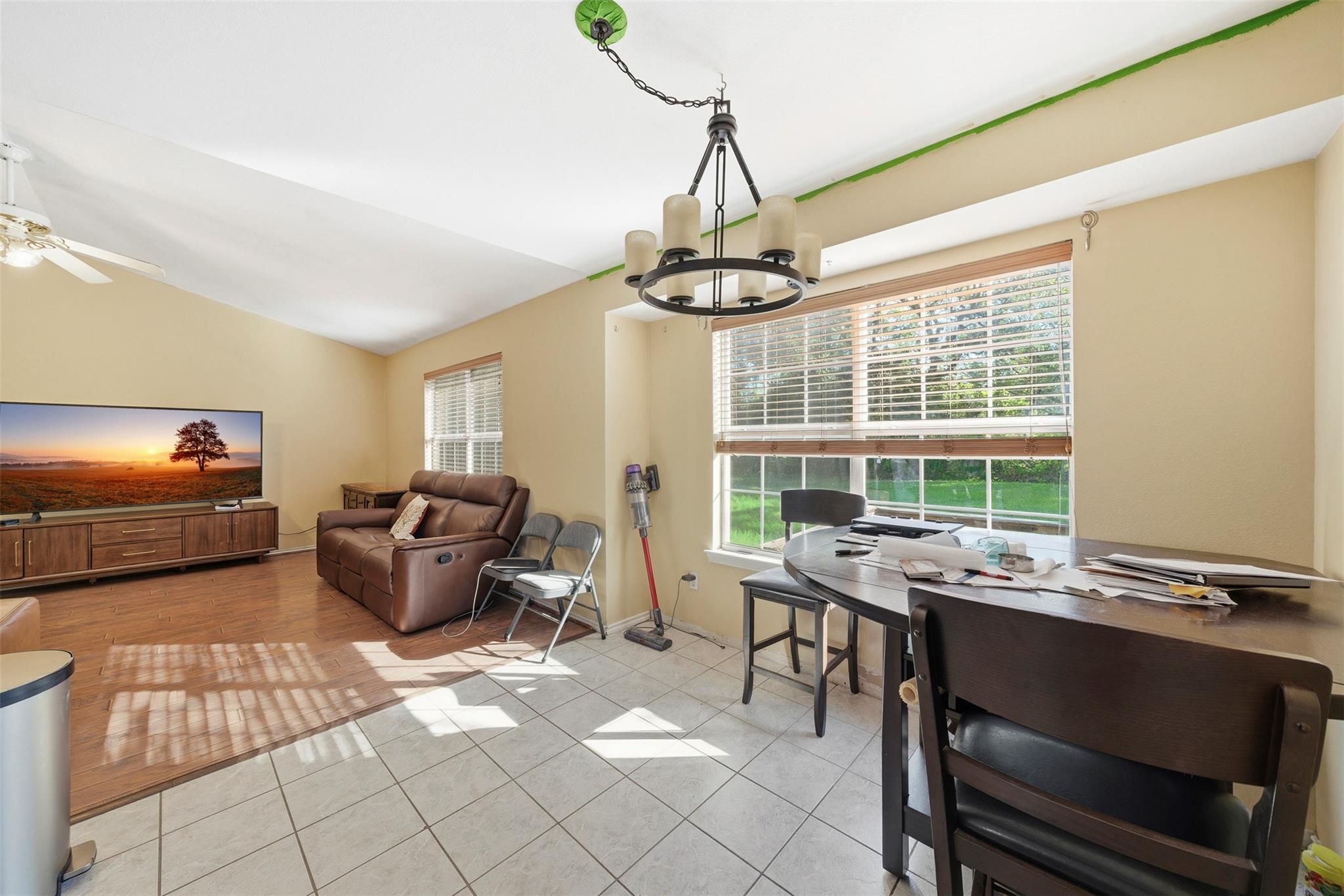 105 Snyders Trl, Liberty Hill, TX 78642