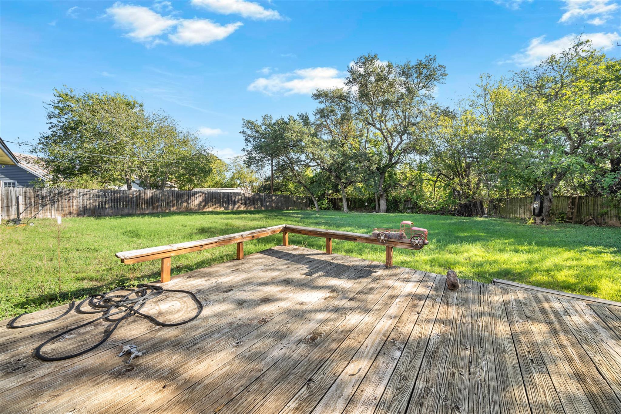 105 Snyders Trl, Liberty Hill, TX 78642